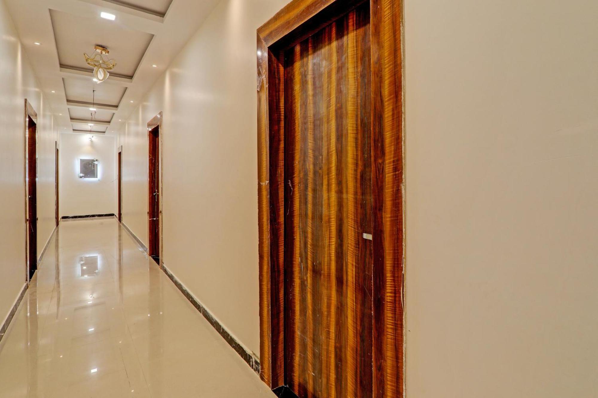 Hotel O Awadh International Bela Pratapgarh Extérieur photo